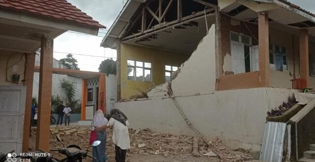 Gempa 5,6 Richter di Cianjur mengakibatkan puluhan warga meninggal