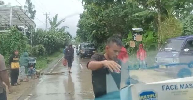 Diduga Preman Pungli Cegat Relawan Gempa Cianjur